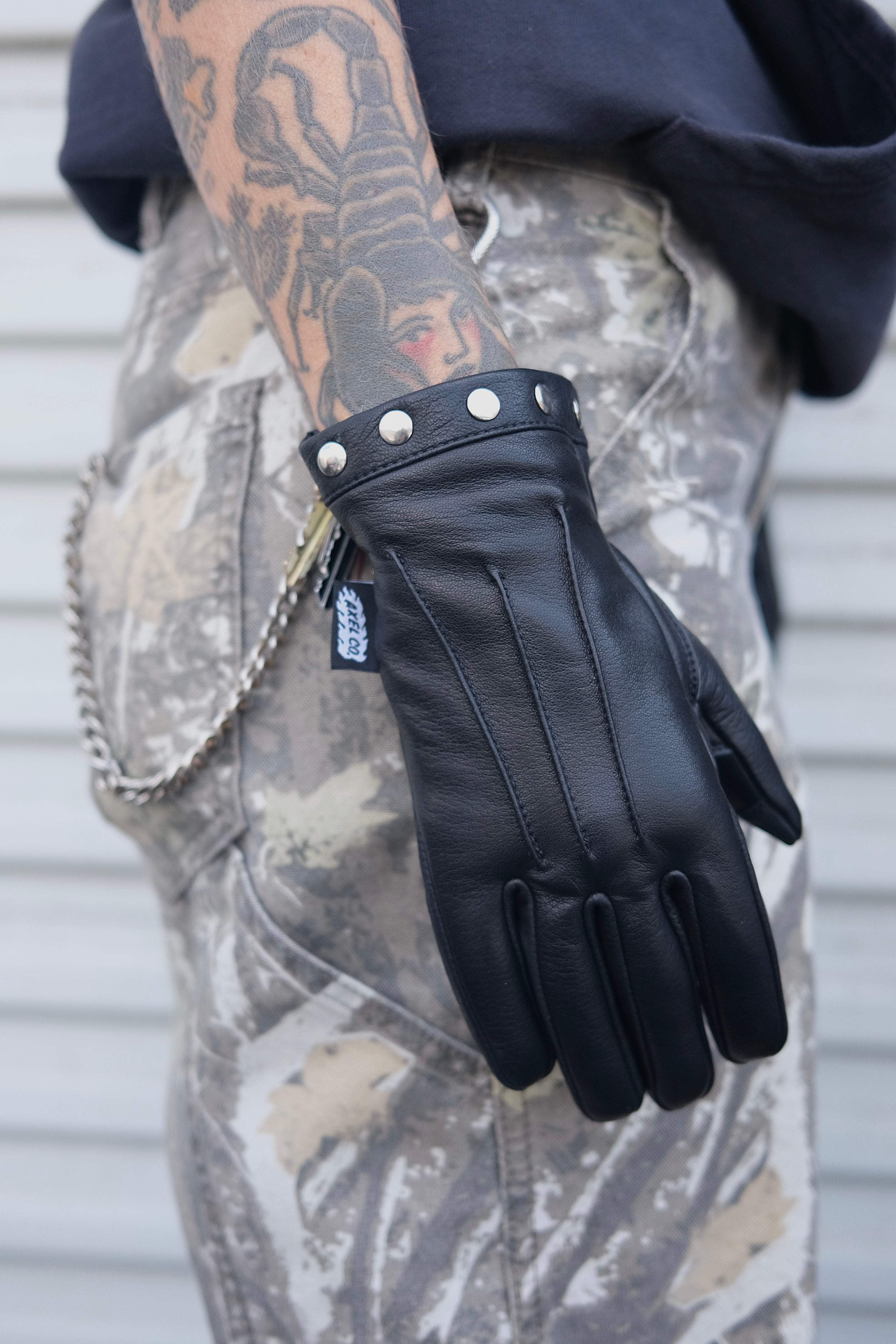 Studded Leather Gauntlet Gloves
