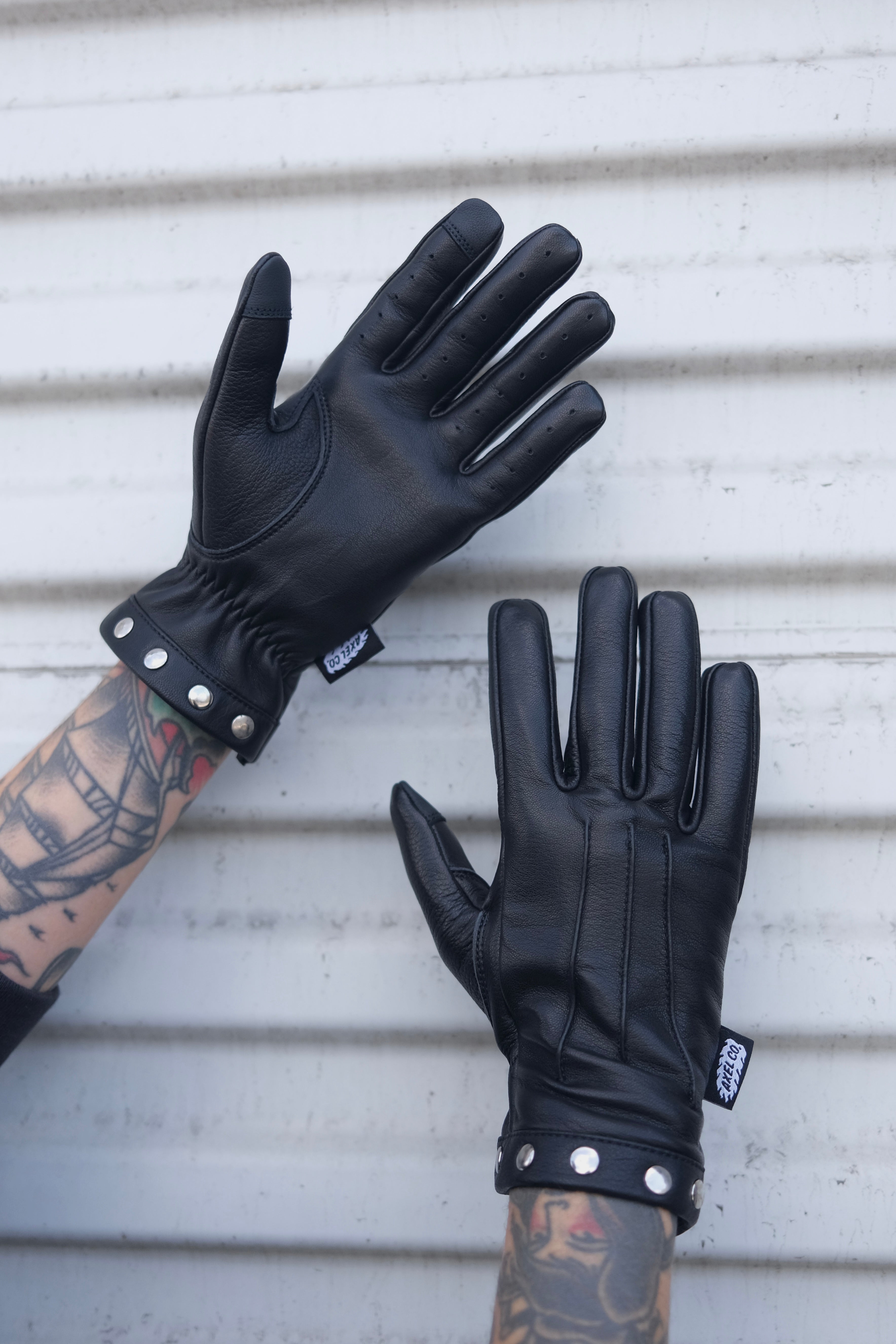 Studded Leather Gauntlet Gloves