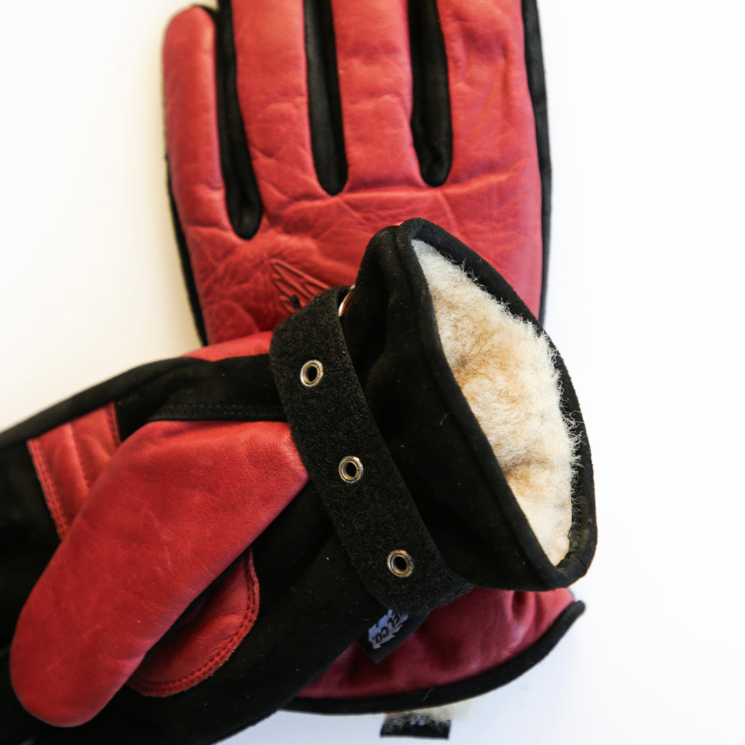 BURGUNDY WATERPROOF LINED WINTER GLOVES