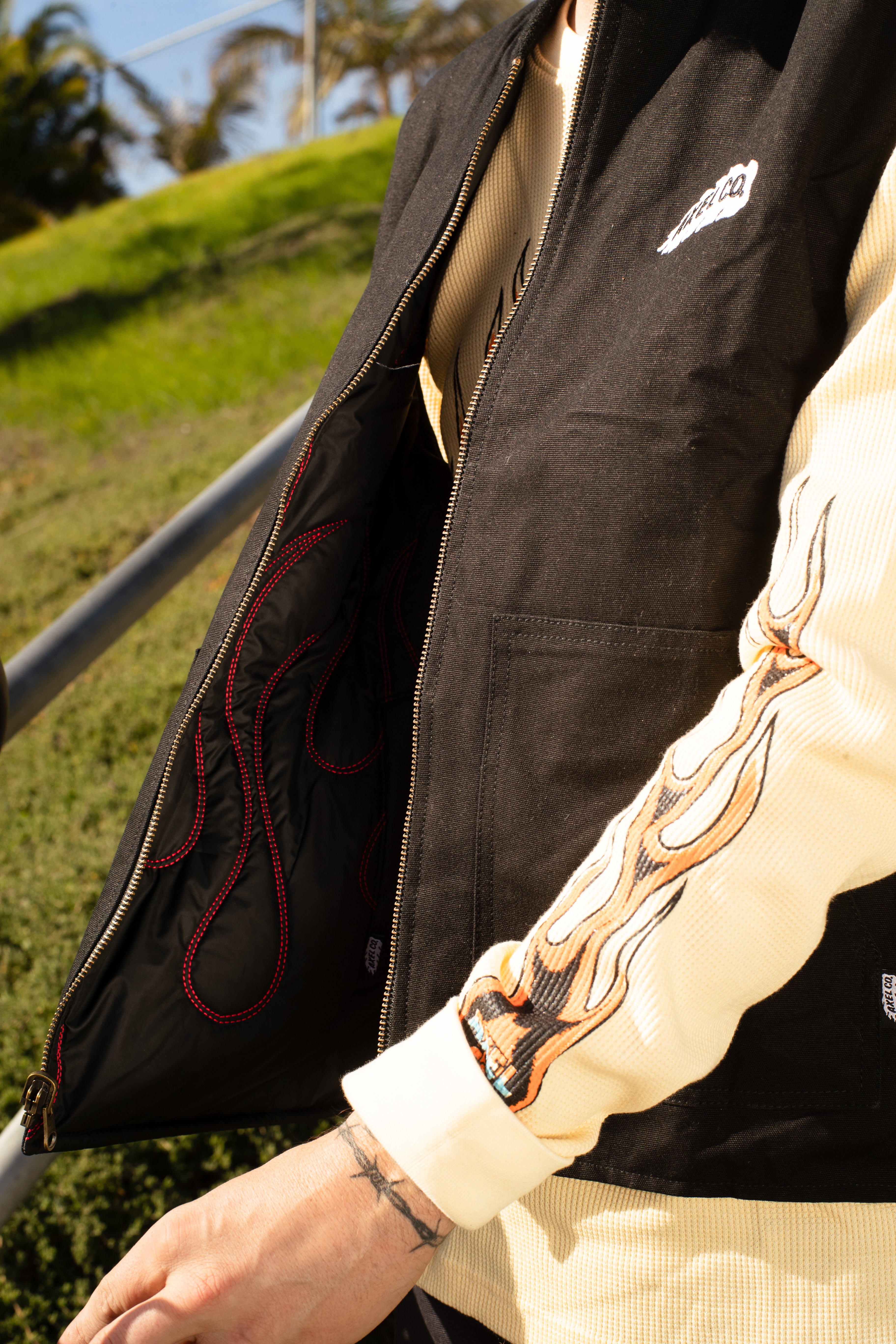AXEL CO. Flame Vest for Bikers – AXEL CO.