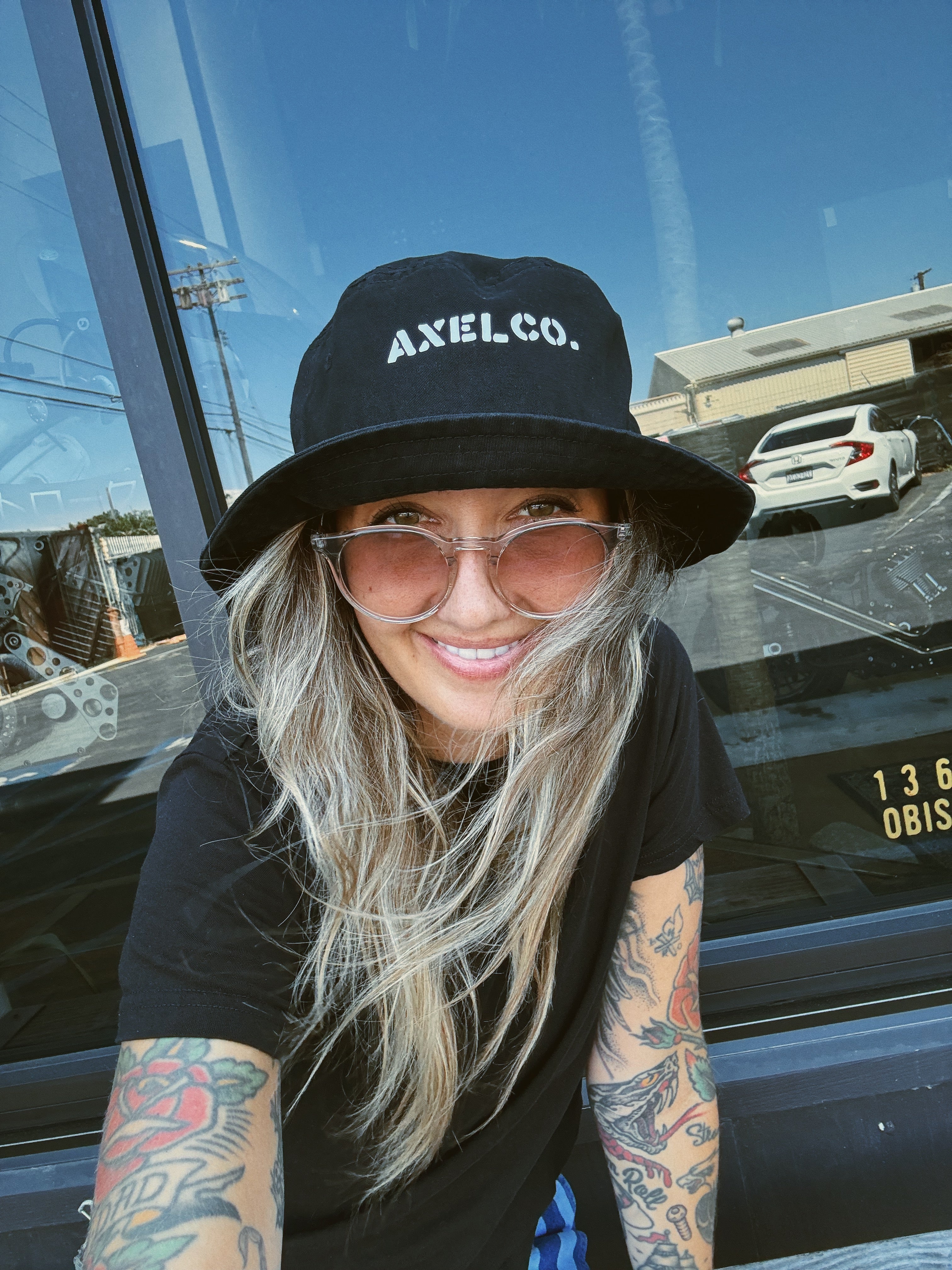 AXEL CO. BUCKET HAT